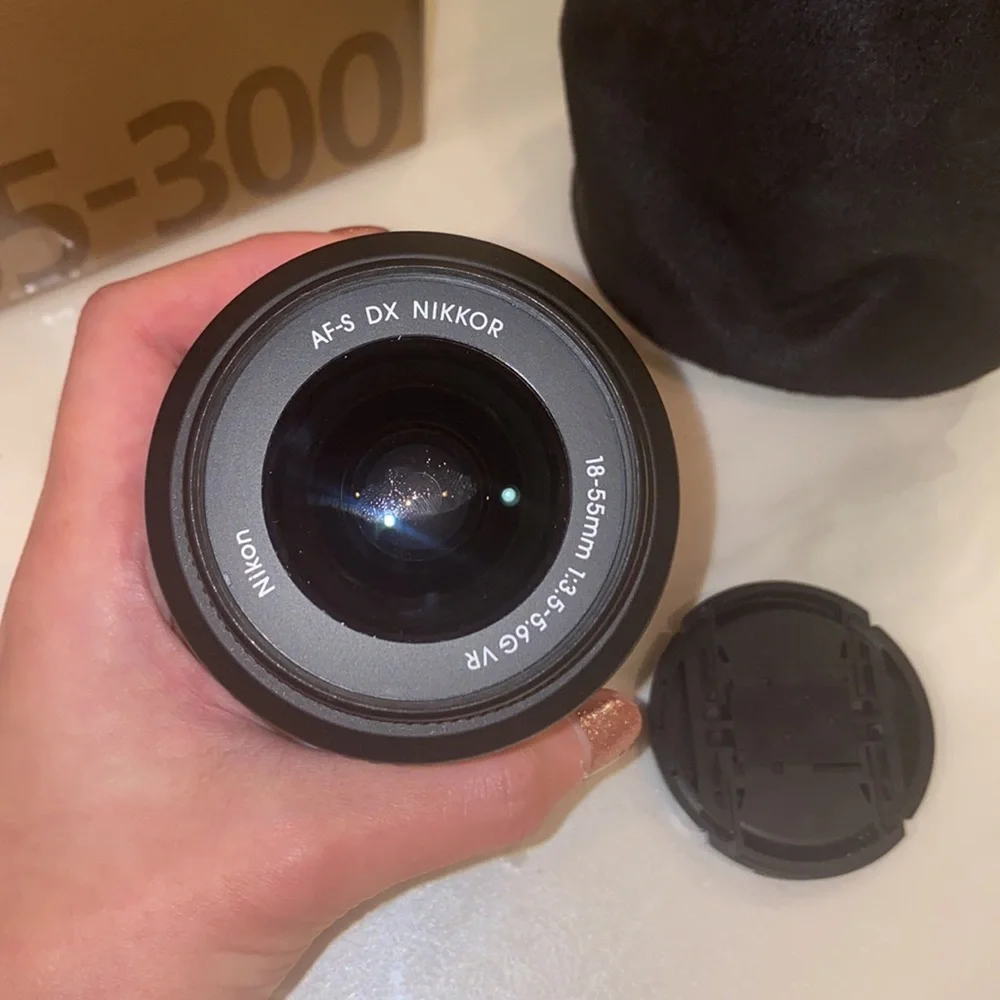 Nikon Nikkor AF-S DX NIKKOR 18-55mm f/4.5-5.6G ED VR Compact Telephoto Lens